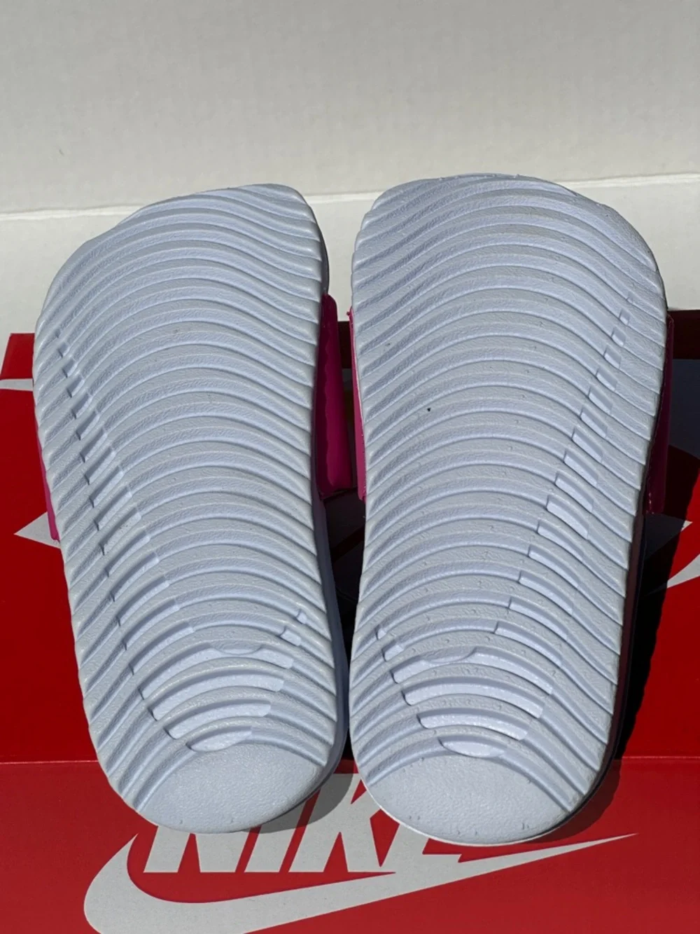 Nike Pink Fuschsia Girls Kawa Slide Sandal Flip Flop - Youth Kids 11C and 1Y